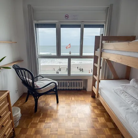 Boogalow Hostel